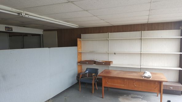 I-30 Commercial Building in Benton: 15412 Interstate 30 N, Benton, AR 72019